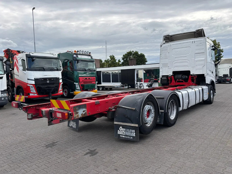 Volvo FH 500 6X2 Euro 6 - 驾驶室底盘卡车:图4 Volvo FH 500 6X2 Euro 6 - 驾驶室底盘卡车:图4