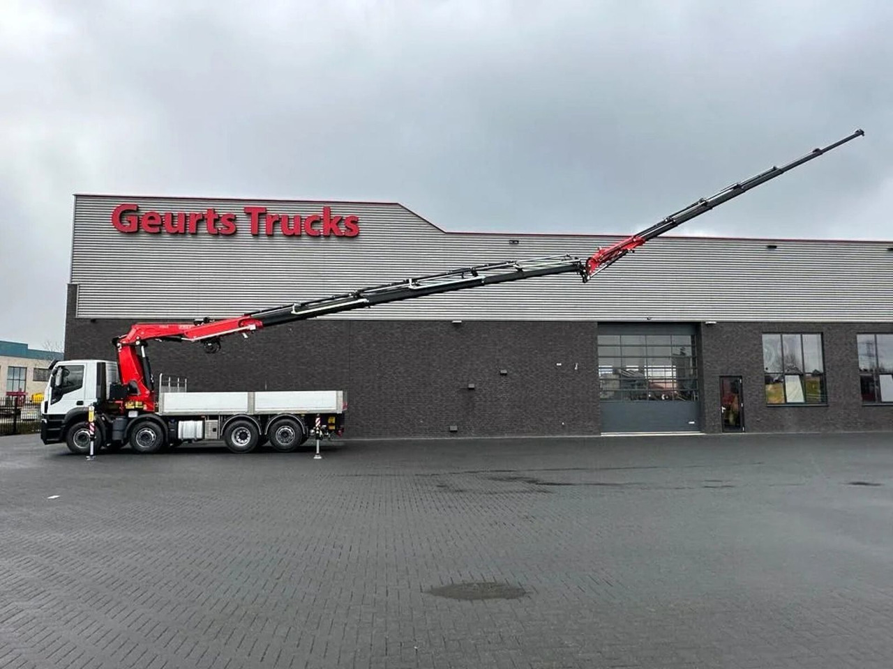 Iveco Stralis 480 X-WAY 8X2 + FASSI 545RA.2.26 + JIB L - 起重车:图3 Iveco Stralis 480 X-WAY 8X2 + FASSI 545RA.2.26 + JIB L - 起重车:图3
