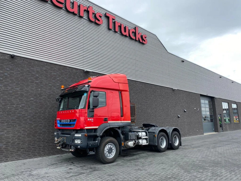 Iveco Trakker 560 SIVI 6X6 HEAVY DUTY PRIME MOVER 275 TONS - 牵引车:图2 Iveco Trakker 560 SIVI 6X6 HEAVY DUTY PRIME MOVER 275 TONS - 牵引车:图2