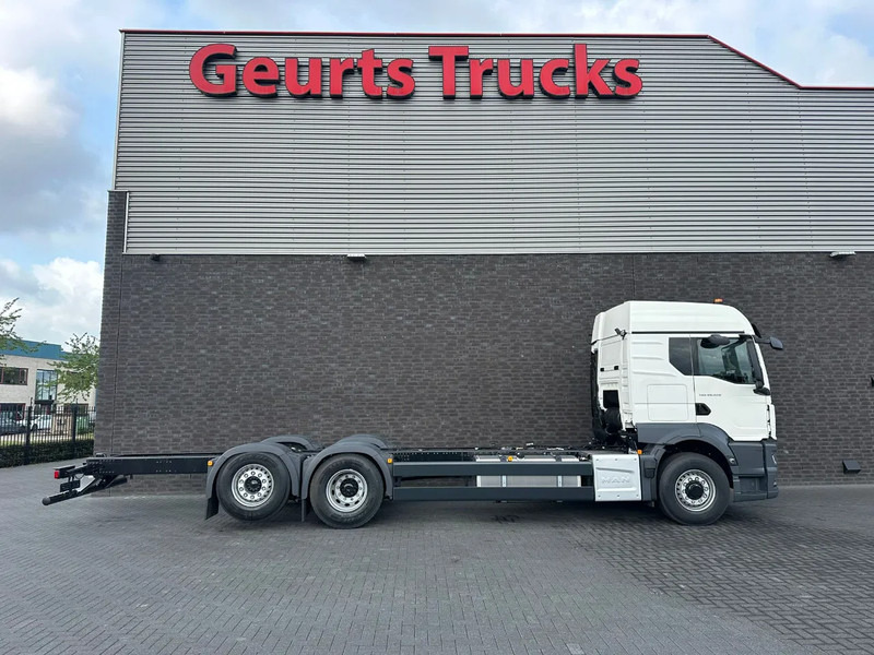 MAN TGS 26.520 6X2H-4 BL CH HYDRO DRIVE CHASSIS CABINE (NIEUW) - 驾驶室底盘卡车:图4 MAN TGS 26.520 6X2H-4 BL CH HYDRO DRIVE CHASSIS CABINE (NIEUW) - 驾驶室底盘卡车:图4