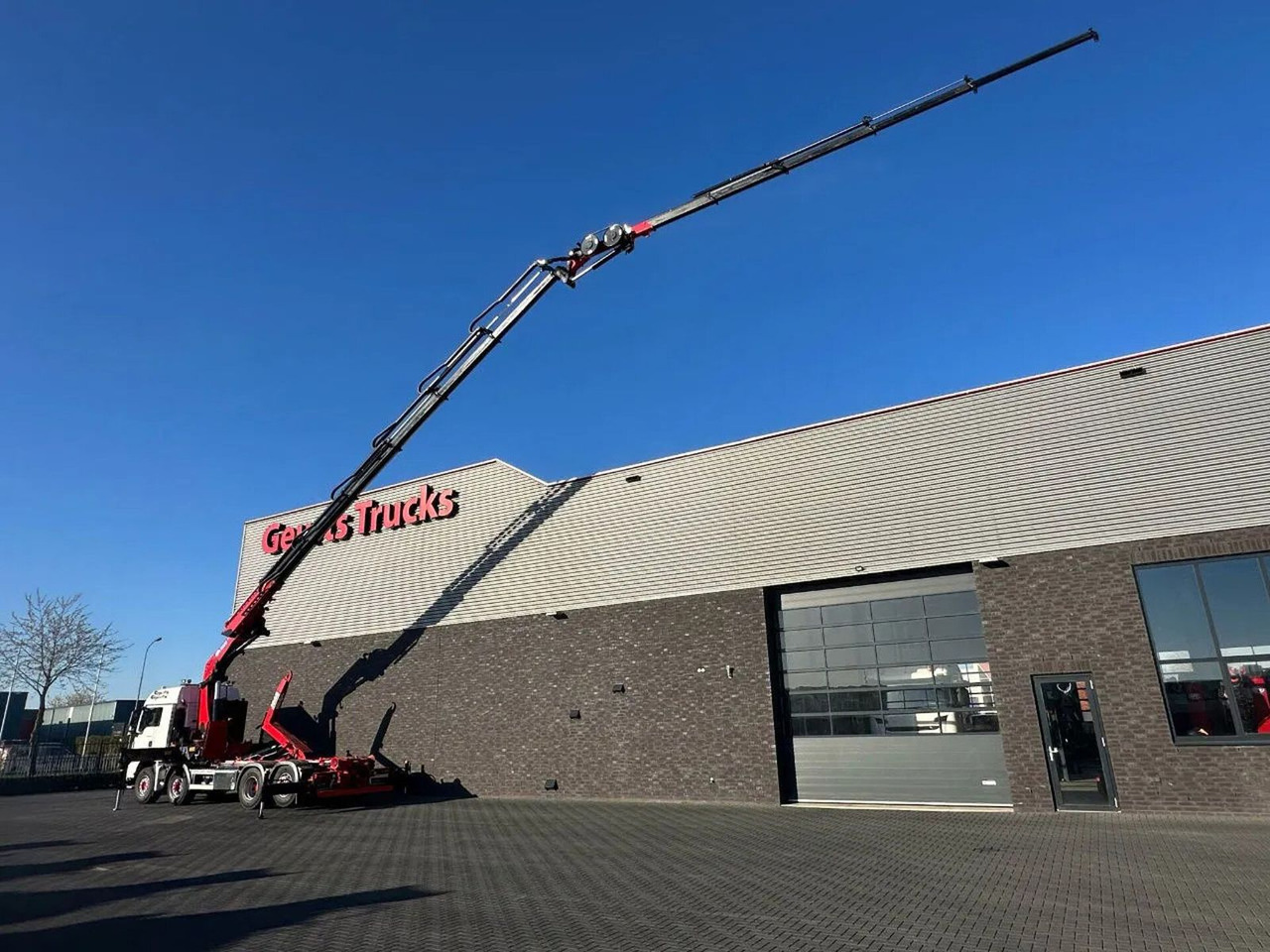 MAN TGS 35.510 8X4H-6BL HMF5020 RCS K6 + FLY-JIB FJ1 - 吊钩升降车, 起重车:图3 MAN TGS 35.510 8X4H-6BL HMF5020 RCS K6 + FLY-JIB FJ1 - 吊钩升降车, 起重车:图3