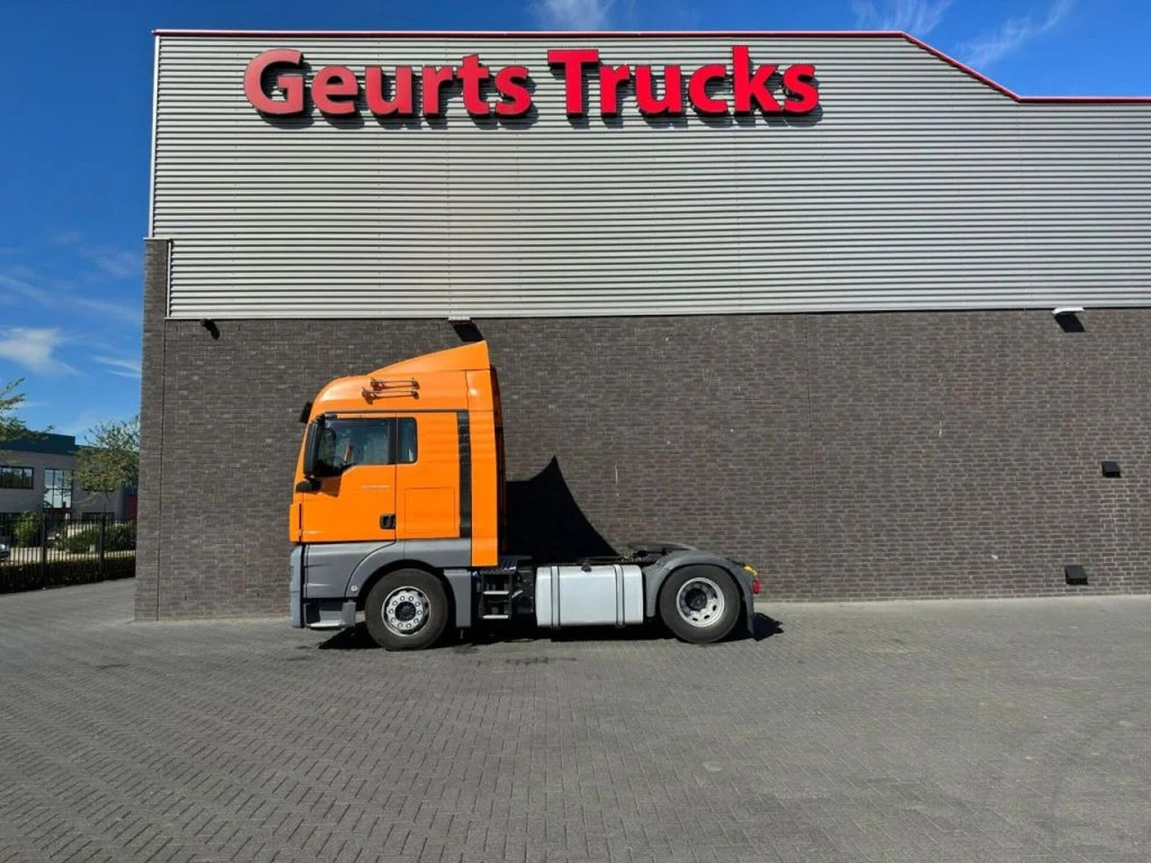 MAN TGX 18.460 4X2 TREKKER/TRACTOR/SZM EURO 6 - 牵引车:图1 MAN TGX 18.460 4X2 TREKKER/TRACTOR/SZM EURO 6 - 牵引车:图1