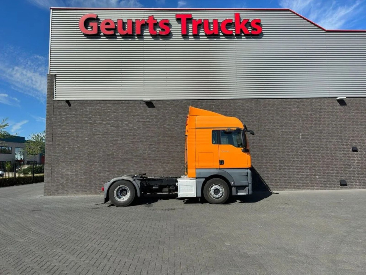 MAN TGX 18.460 4X2 TREKKER/TRACTOR/SZM EURO 6 - 牵引车:图4 MAN TGX 18.460 4X2 TREKKER/TRACTOR/SZM EURO 6 - 牵引车:图4