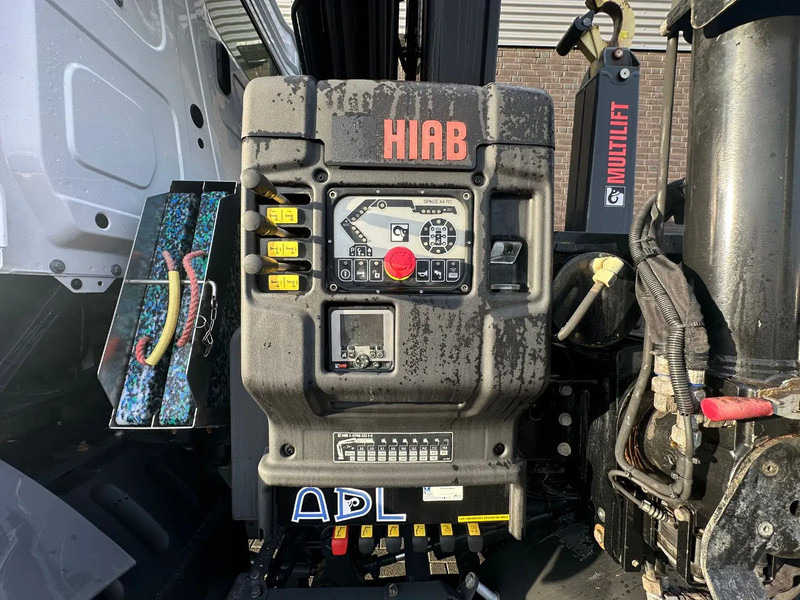 吊钩升降车 Mercedes-Benz AROCS 4148 8X4 MET MULTILIFT ULT T 21 S51 HAAKARMSYSTEEM + HIAB X-HIPRO 232 E-6 KRAAN/CRANE/KRAN/GRUA：图18