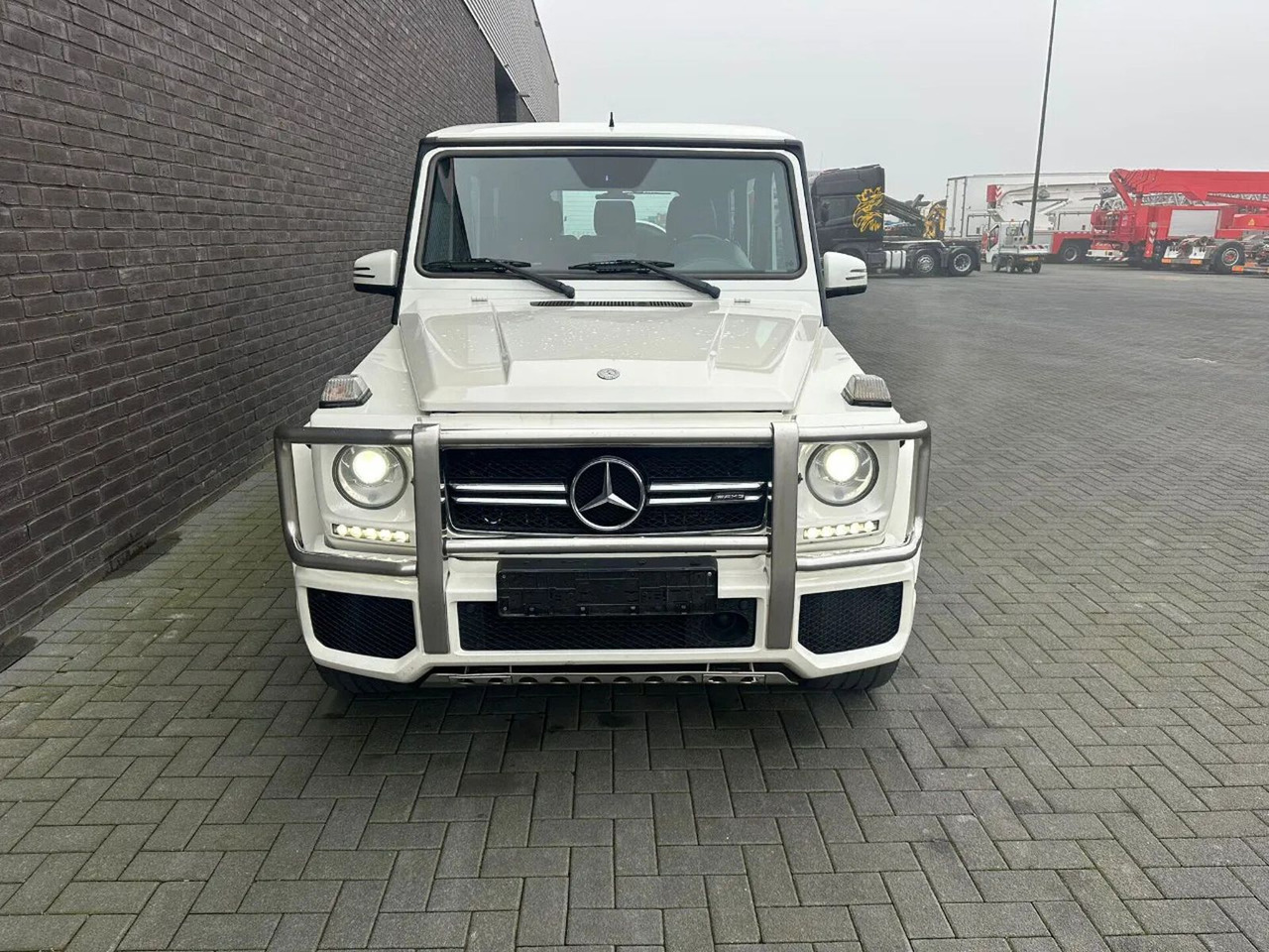 Mercedes-Benz G 63 AMG - 越野车:图4 Mercedes-Benz G 63 AMG - 越野车:图4