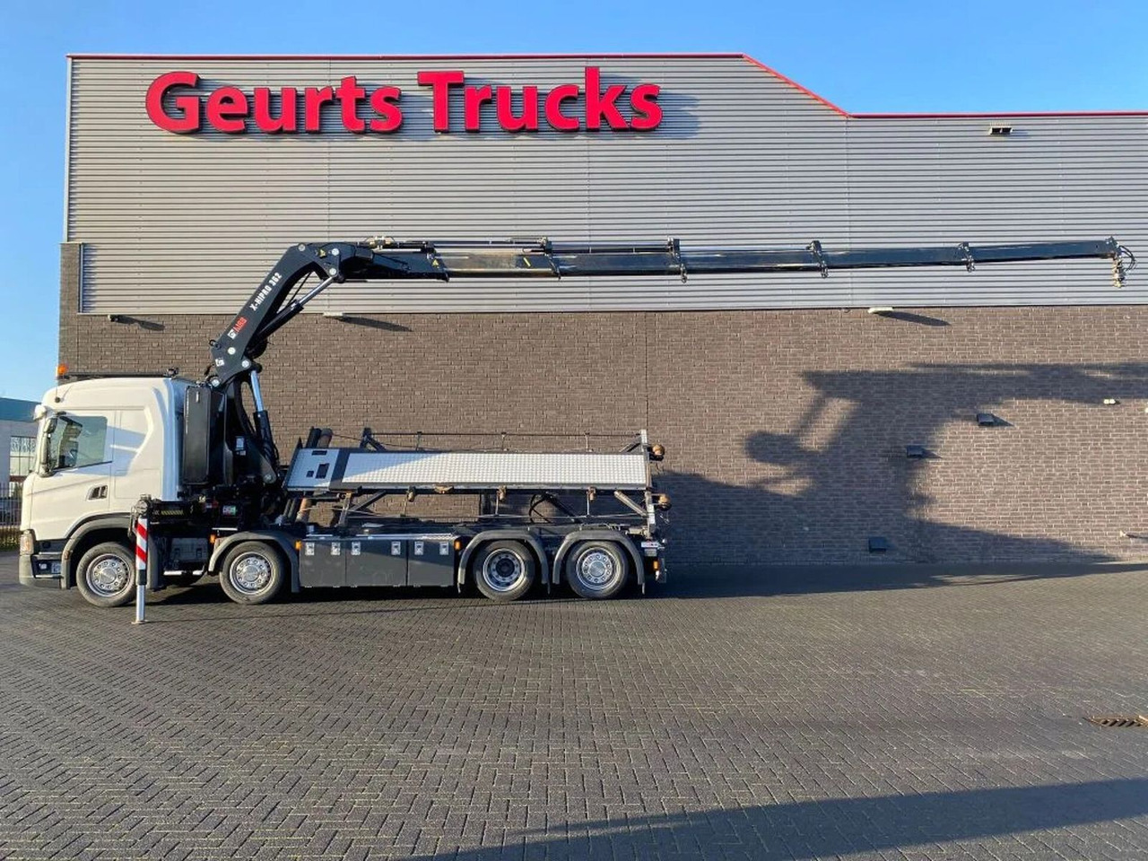 Scania G500 NGS 8X2 MET 3 ZIJDIGE KABELSYSTEEM + HIAB 3 - 吊钩升降车, 起重车:图4 Scania G500 NGS 8X2 MET 3 ZIJDIGE KABELSYSTEEM + HIAB 3 - 吊钩升降车, 起重车:图4