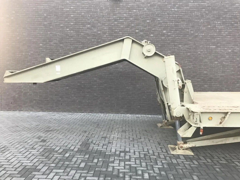 低装载半拖车 Trabosa 2 AXEL HEAVY DUTY LOWLOADER TANK TRANSPORT:图9 低装载半拖车 Trabosa 2 AXEL HEAVY DUTY LOWLOADER TANK TRANSPORT:图9