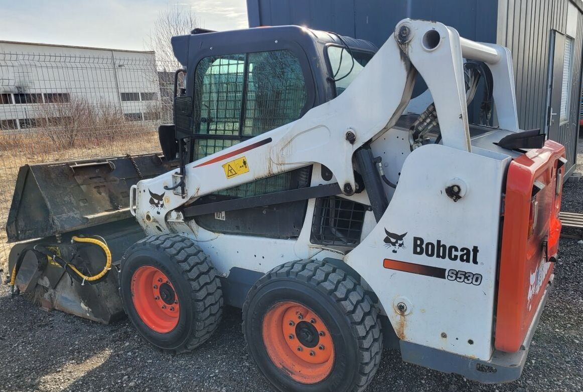 BOBCAT S530 - 滑移装载机:图1 BOBCAT S530 - 滑移装载机:图1