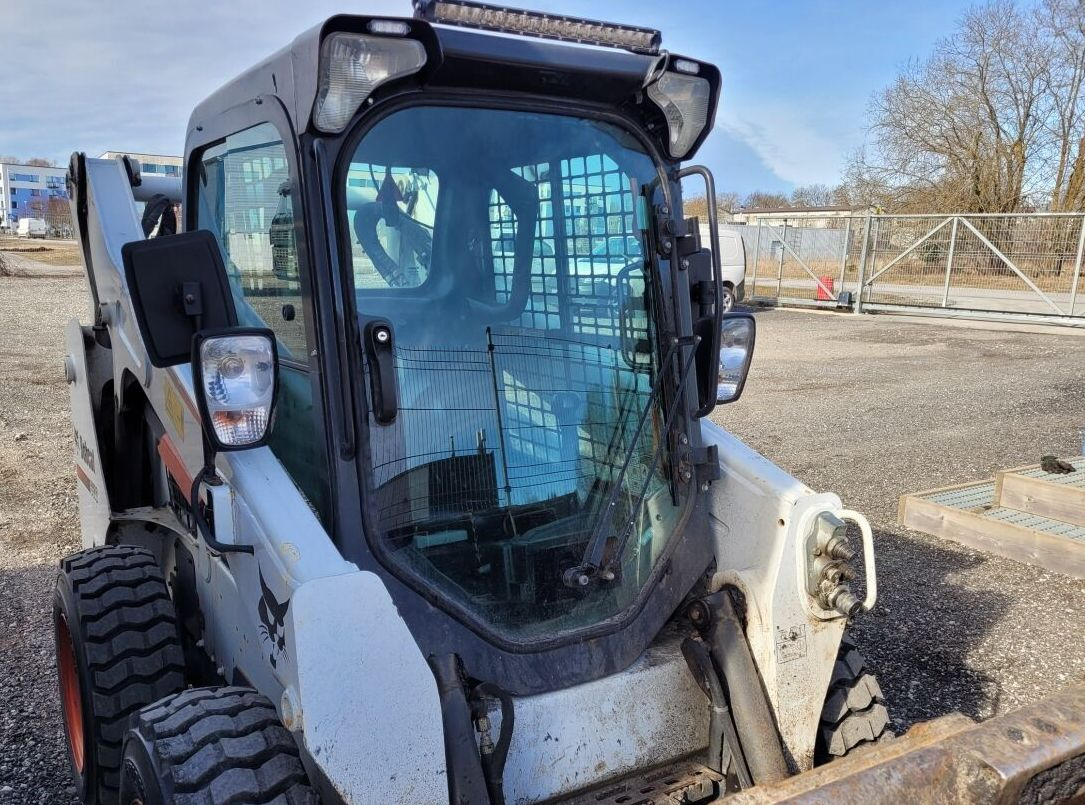 BOBCAT S530 - 滑移装载机:图2 BOBCAT S530 - 滑移装载机:图2