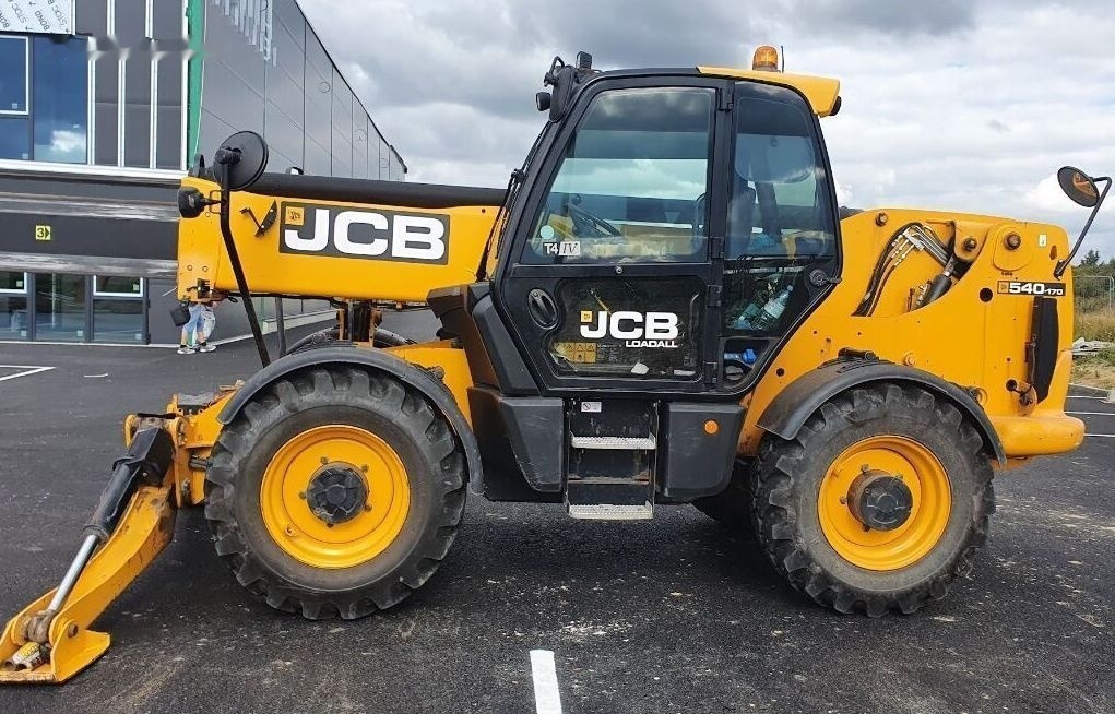 JCB 540-170 - 伸缩臂叉装车:图2 JCB 540-170 - 伸缩臂叉装车:图2