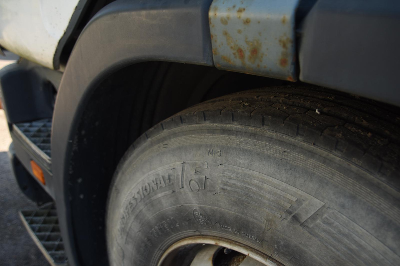 SCANIA P94 220 - 翻斗车:图5 SCANIA P94 220 - 翻斗车:图5