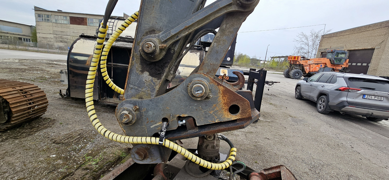 履带式挖掘机 Volvo EC 210 BLC new engine:图10 履带式挖掘机 Volvo EC 210 BLC new engine:图10