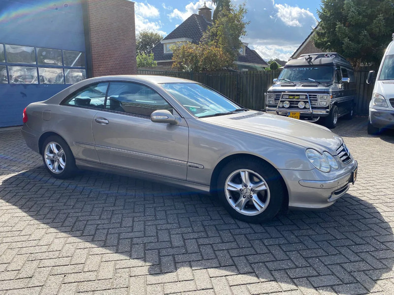 Mercedes-Benz CLK-Klasse C 200 KOMP. Autom. - 汽车:图2 Mercedes-Benz CLK-Klasse C 200 KOMP. Autom. - 汽车:图2