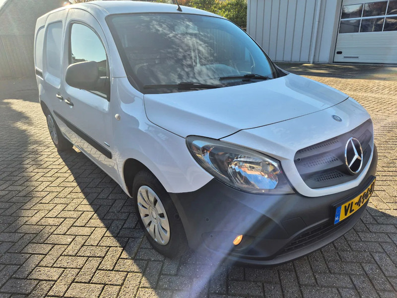 Mercedes-Benz Citan 108 CDI - 紧凑型面包车:图2 Mercedes-Benz Citan 108 CDI - 紧凑型面包车:图2