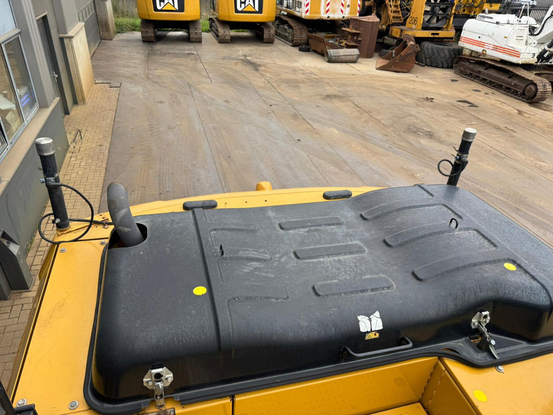 履带式挖掘机 Caterpillar 320EL:图19 履带式挖掘机 Caterpillar 320EL:图19