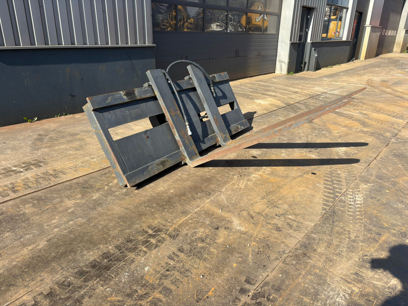 Eurosteel Pallet Frame Hydraulic PFWX-8 9ton - 铲斗:图1 Eurosteel Pallet Frame Hydraulic PFWX-8 9ton - 铲斗:图1