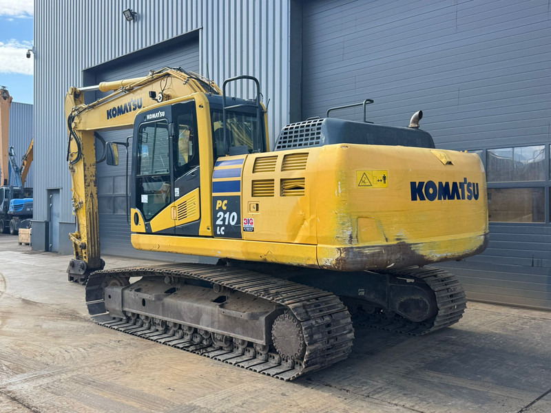 Komatsu PC210LC-10 - 履带式挖掘机:图3 Komatsu PC210LC-10 - 履带式挖掘机:图3