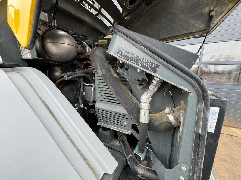 轮式装载机 Kramer 8155 / Forks / bucket:图19 轮式装载机 Kramer 8155 / Forks / bucket:图19