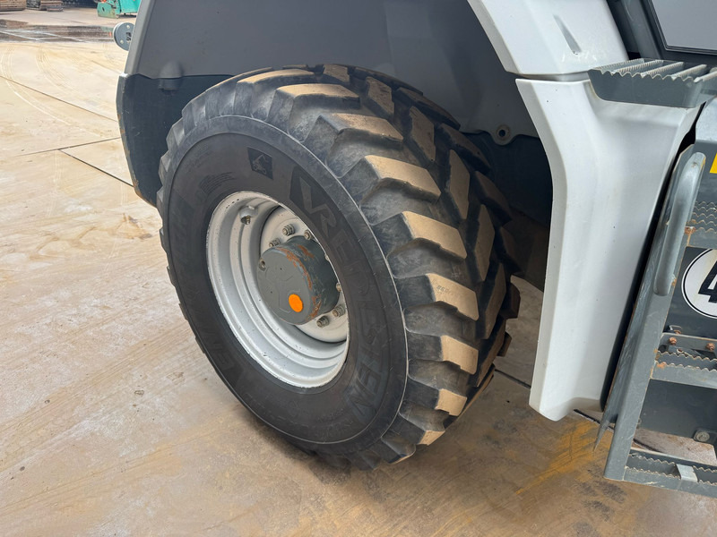 轮式装载机 Kramer 8155 / Forks / bucket:图13 轮式装载机 Kramer 8155 / Forks / bucket:图13