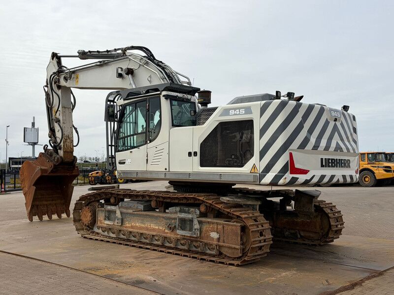 Liebherr R945 LCV (R944 / R946 / R950) - 履带式挖掘机:图3 Liebherr R945 LCV (R944 / R946 / R950) - 履带式挖掘机:图3
