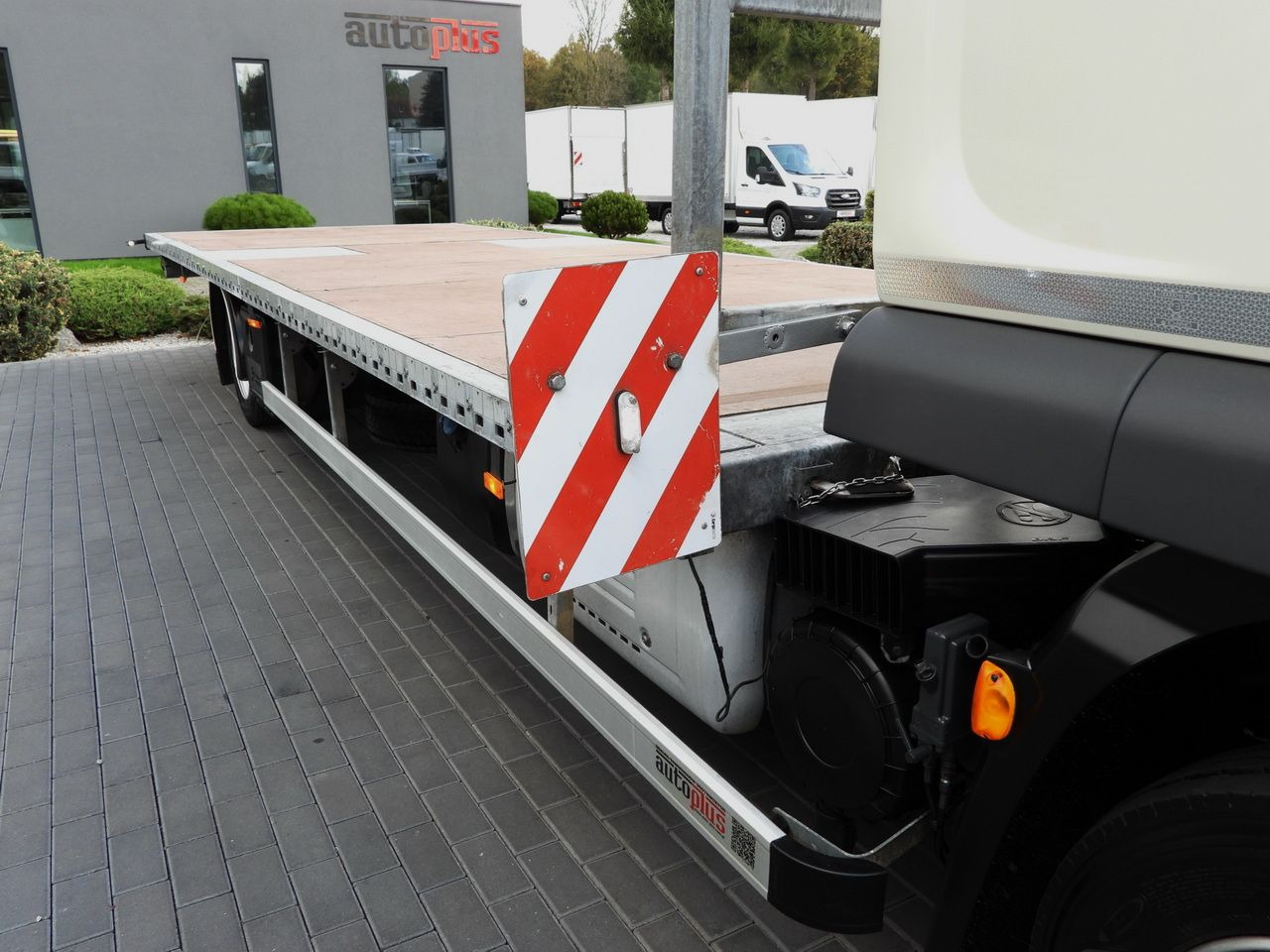 集装箱运输车/ 可拆卸车身的卡车 DAF LF 230 CONTAINER CARRIER PLATFORM + TRAILER WEBASTO CRUISE CONTROL LED LIGHTS PNEUMATICS AUTOMATIC TRANSMISSION  TWIN WHEELS AIR CONDITIONING  230HP：图21