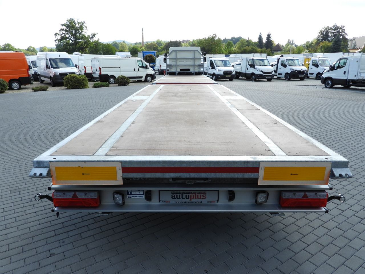 集装箱运输车/ 可拆卸车身的卡车 DAF LF 230 CONTAINER CARRIER PLATFORM + TRAILER WEBASTO CRUISE CONTROL LED LIGHTS PNEUMATICS AUTOMATIC TRANSMISSION  TWIN WHEELS AIR CONDITIONING  230HP：图31