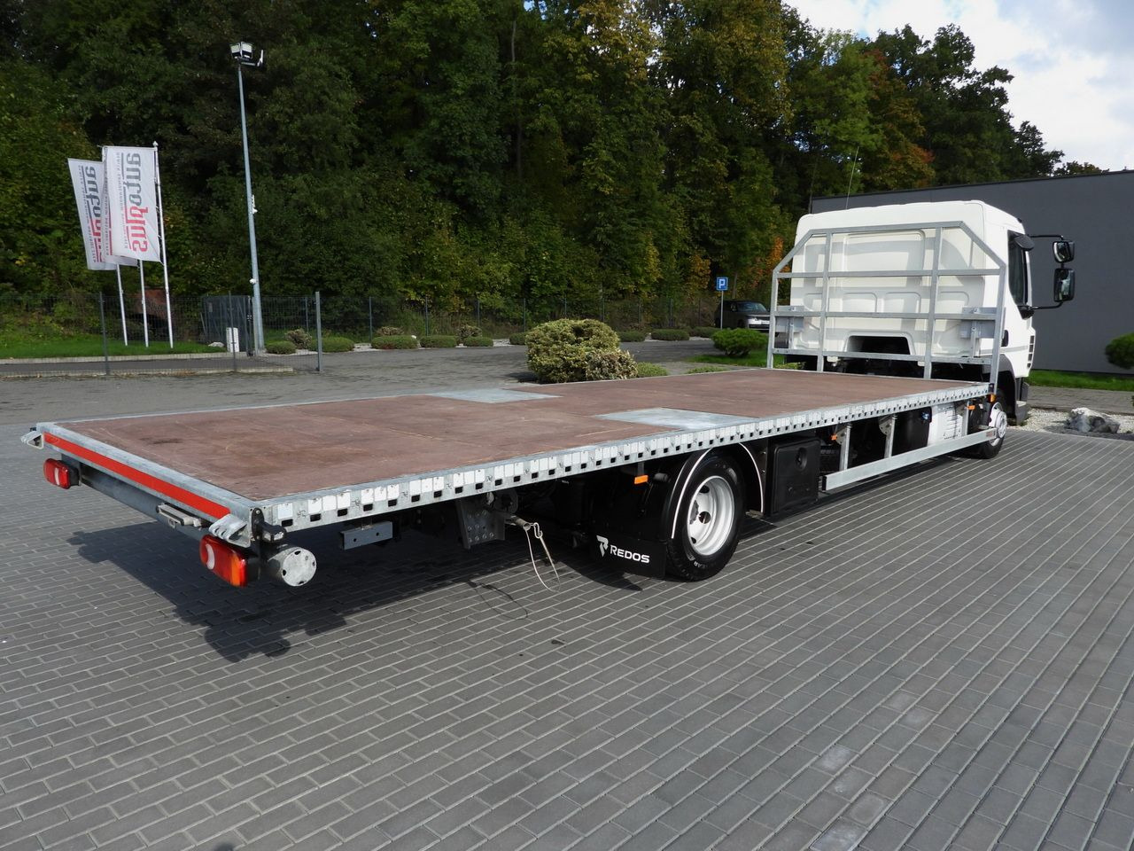 集装箱运输车/ 可拆卸车身的卡车 DAF LF 230 CONTAINER CARRIER PLATFORM + TRAILER WEBASTO CRUISE CONTROL LED LIGHTS PNEUMATICS AUTOMATIC TRANSMISSION  TWIN WHEELS AIR CONDITIONING  230HP：图12