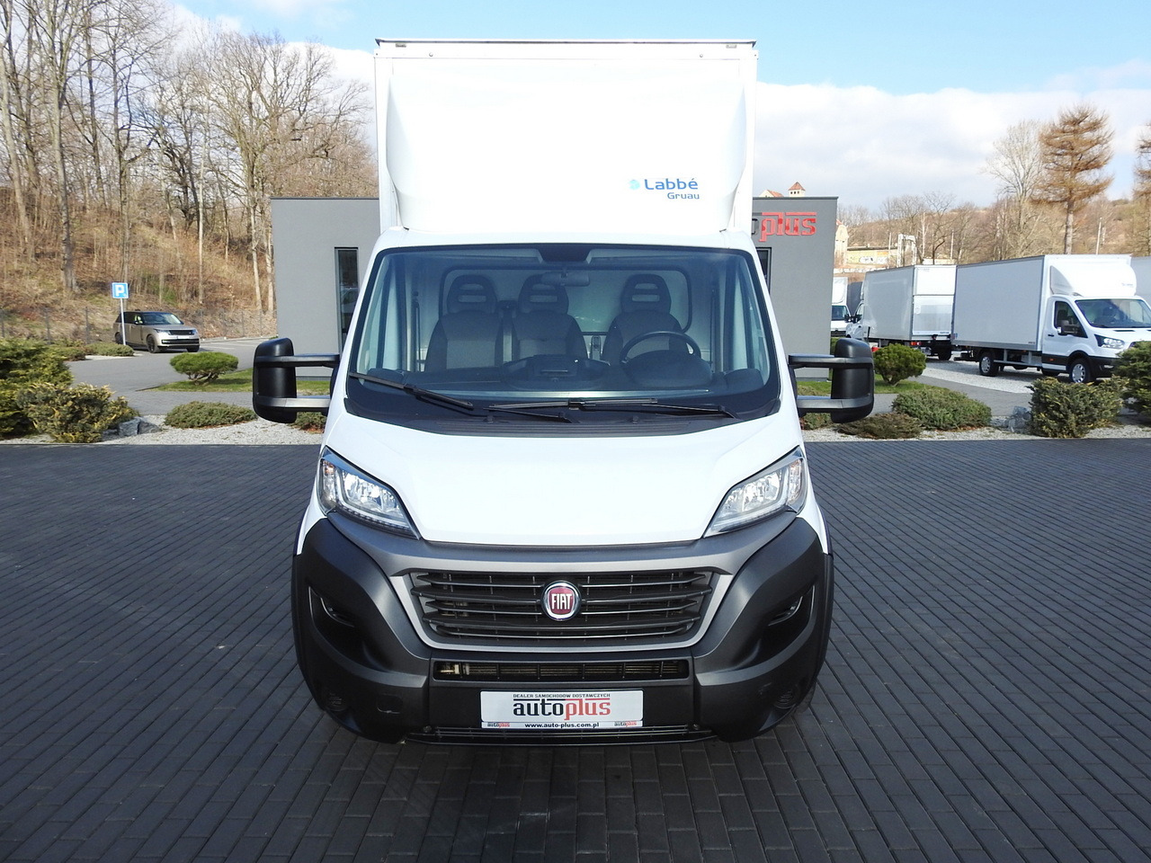 FIAT DUCATO BOX LIFT 8 PALLETS CRUISE CONTROL NAVIGATION LED LIGHTS AIR CONDITIONING 130HP - 厢式货车:图5 FIAT DUCATO BOX LIFT 8 PALLETS CRUISE CONTROL NAVIGATION LED LIGHTS AIR CONDITIONING 130HP - 厢式货车:图5