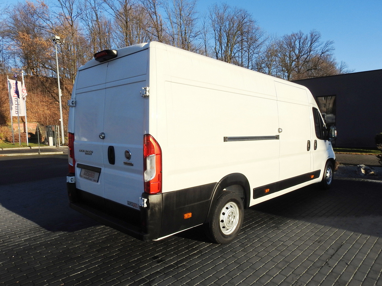 冷藏货车 FIAT DUCATO REFRIGERATOR VAN -10*C POWER SUPPLY 230V AIR CONDITIONING  175HP：图16