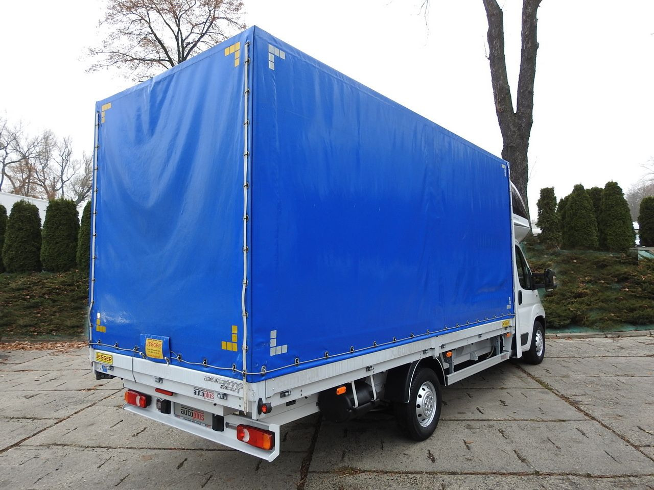 FIAT DUCATO TARPAULIN 10 PALLETS WEBASTO CRUISE CONTROL NAVIGATION AIR CONDITIONING 180HP - 侧帘货车:图3 FIAT DUCATO TARPAULIN 10 PALLETS WEBASTO CRUISE CONTROL NAVIGATION AIR CONDITIONING 180HP - 侧帘货车:图3