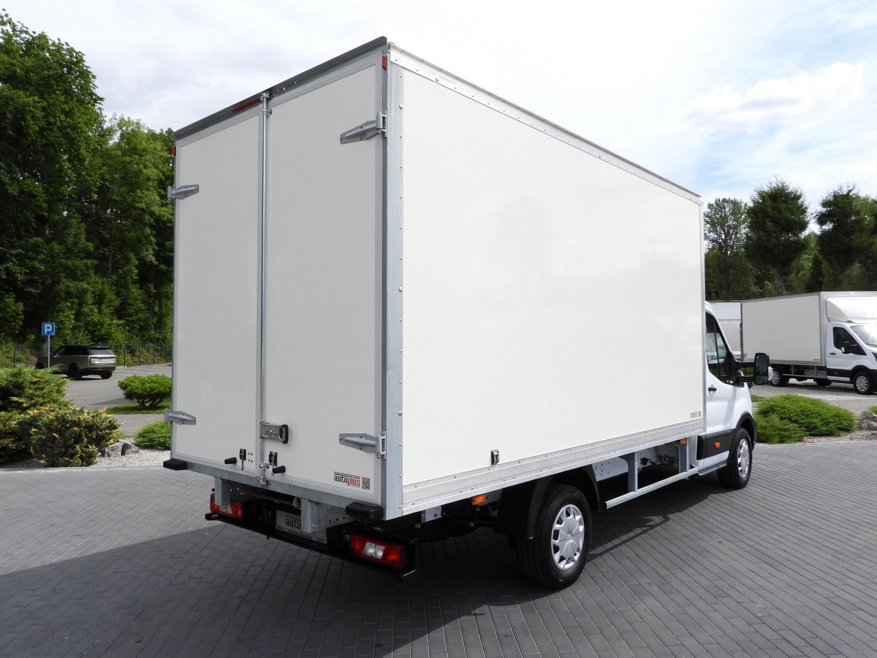 FORD TRANSIT BOX 8 PALLETS CRUISE CONTROL AIR CONDITIONING 130HP - 厢式货车:图3 FORD TRANSIT BOX 8 PALLETS CRUISE CONTROL AIR CONDITIONING 130HP - 厢式货车:图3