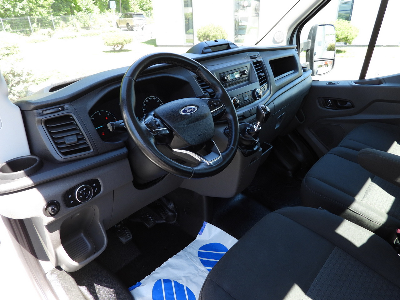 FORD TRANSIT STAKE BODY 10 PALLETS CRUISE CONTROL LED LIGHTS PNEUMATICS AIR CONDITIONING 160HP - 平板货车:图2 FORD TRANSIT STAKE BODY 10 PALLETS CRUISE CONTROL LED LIGHTS PNEUMATICS AIR CONDITIONING 160HP - 平板货车:图2