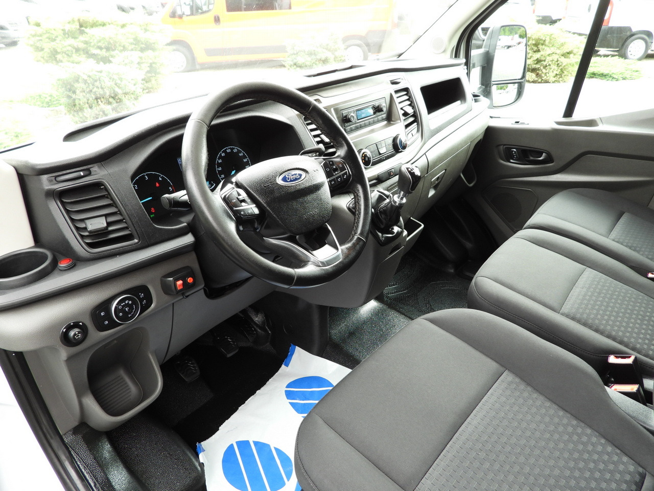 FORD TRANSIT TARPAULIN 8 PALLETS CRUISE CONTROL LED LIGHTS TWIN WHEELS AIR CONDITIONING 130HP - 侧帘货车:图2 FORD TRANSIT TARPAULIN 8 PALLETS CRUISE CONTROL LED LIGHTS TWIN WHEELS AIR CONDITIONING 130HP - 侧帘货车:图2