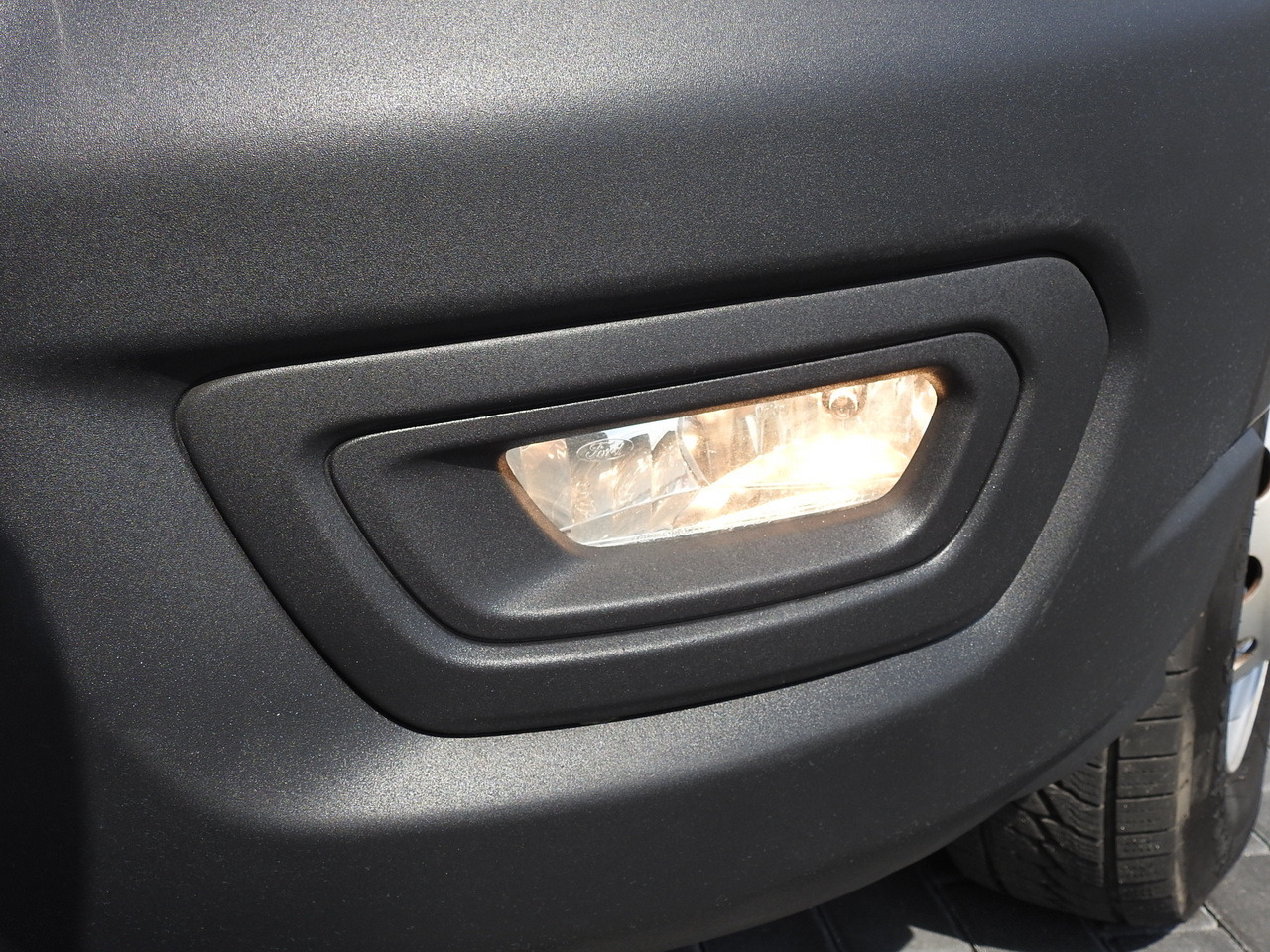 翻斗货车 FORD TRANSIT TIPPER CRUISE CONTROL AIR CONDITIONING TWIN WHEELS  170HP：图19