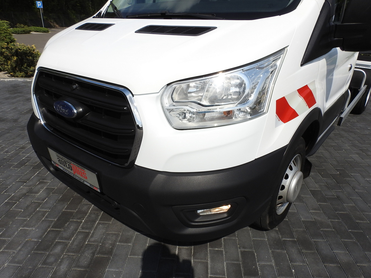 翻斗货车 FORD TRANSIT TIPPER CRUISE CONTROL AIR CONDITIONING TWIN WHEELS  170HP：图18
