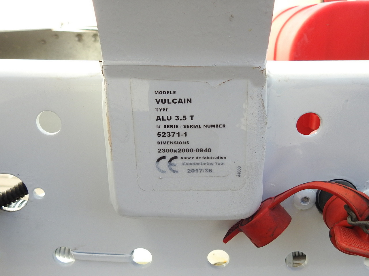 翻斗货车 FORD TRANSIT TIPPER DOUBLE CABIN DOKA 6 SEATS CRUISE CONTROL AIR CONDITIONING 130HP:图21 翻斗货车 FORD TRANSIT TIPPER DOUBLE CABIN DOKA 6 SEATS CRUISE CONTROL AIR CONDITIONING 130HP:图21