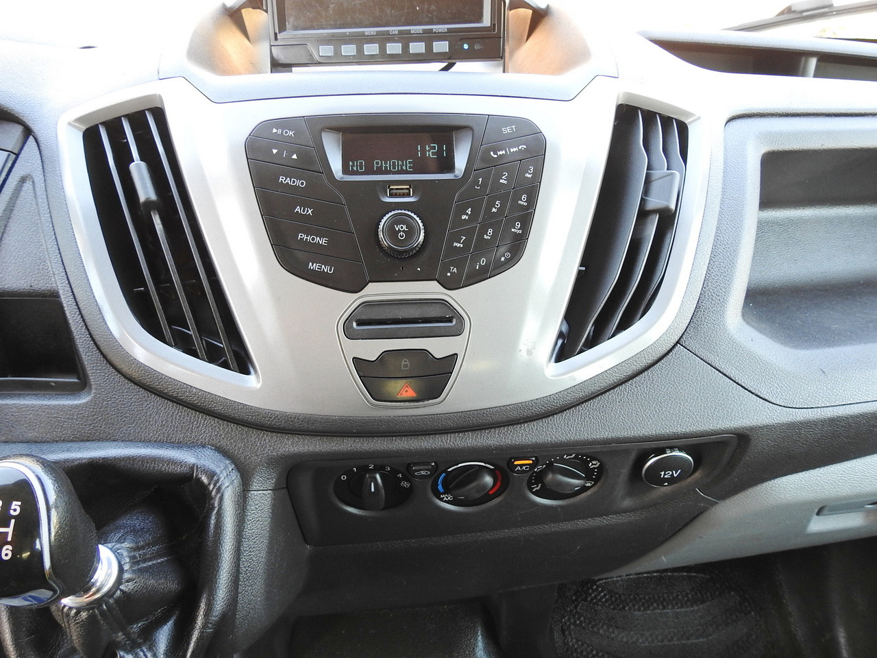 翻斗货车 FORD TRANSIT TIPPER DOUBLE CABIN DOKA 6 SEATS CRUISE CONTROL AIR CONDITIONING 130HP:图35 翻斗货车 FORD TRANSIT TIPPER DOUBLE CABIN DOKA 6 SEATS CRUISE CONTROL AIR CONDITIONING 130HP:图35