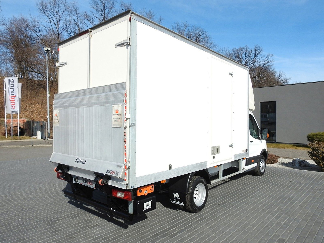 厢式货车 Ford TRANSIT  KOFFER AUFZUG 8 PALETTEN TEMPOMAT LED：图14