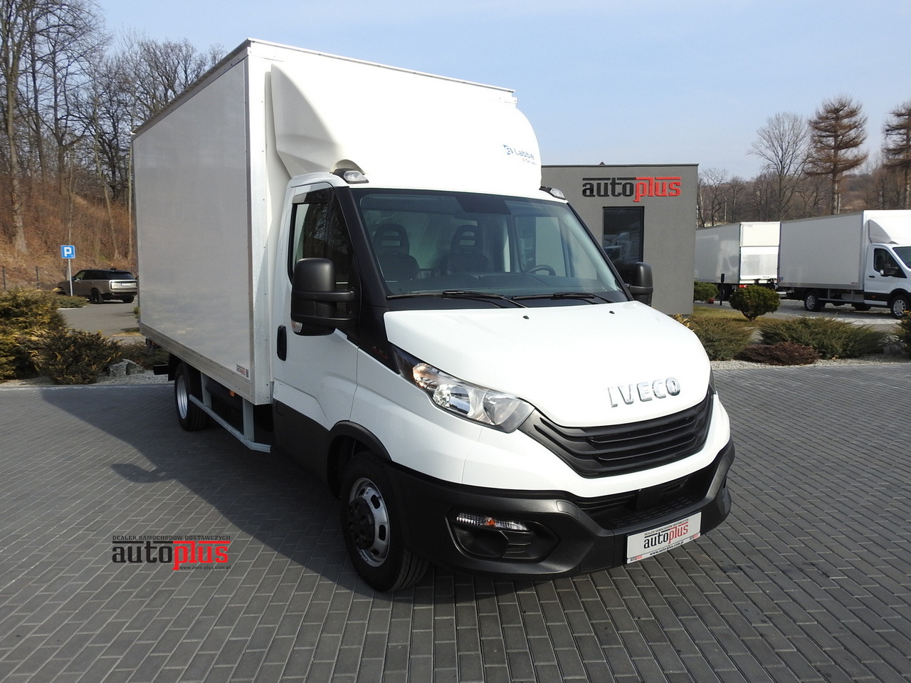 IVECO DAILY 35C16 BOX LIFT 8 PALLETS CRUISE CONTROL TWIN WHEELS AIR CONDITIONING 160HP - 厢式货车:图1 IVECO DAILY 35C16 BOX LIFT 8 PALLETS CRUISE CONTROL TWIN WHEELS AIR CONDITIONING 160HP - 厢式货车:图1