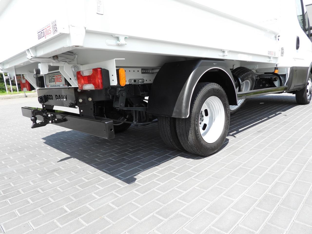 翻斗货车 IVECO DAILY 35C16 TIPPER CRUISE CONTROL TWIN WHEELS AIR CONDITIONING  160HP：图16
