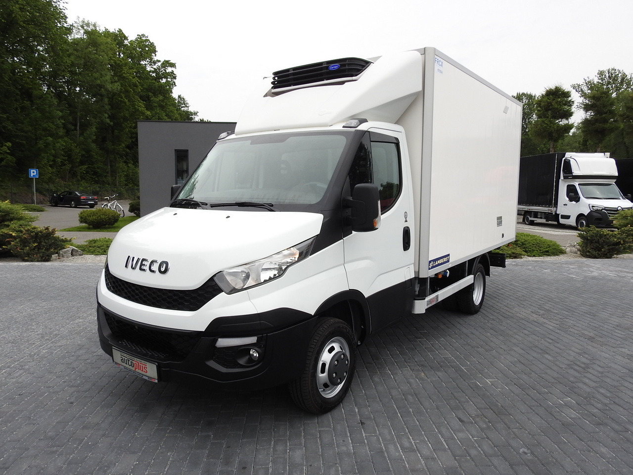 冷藏货车 IVECO DAILY 35S15 REGRIGERATOR BOX -12*C 8 PALLETS CRUISE CONTROL TWIN WHEELS AIR CONDITIONING  150HP：图18