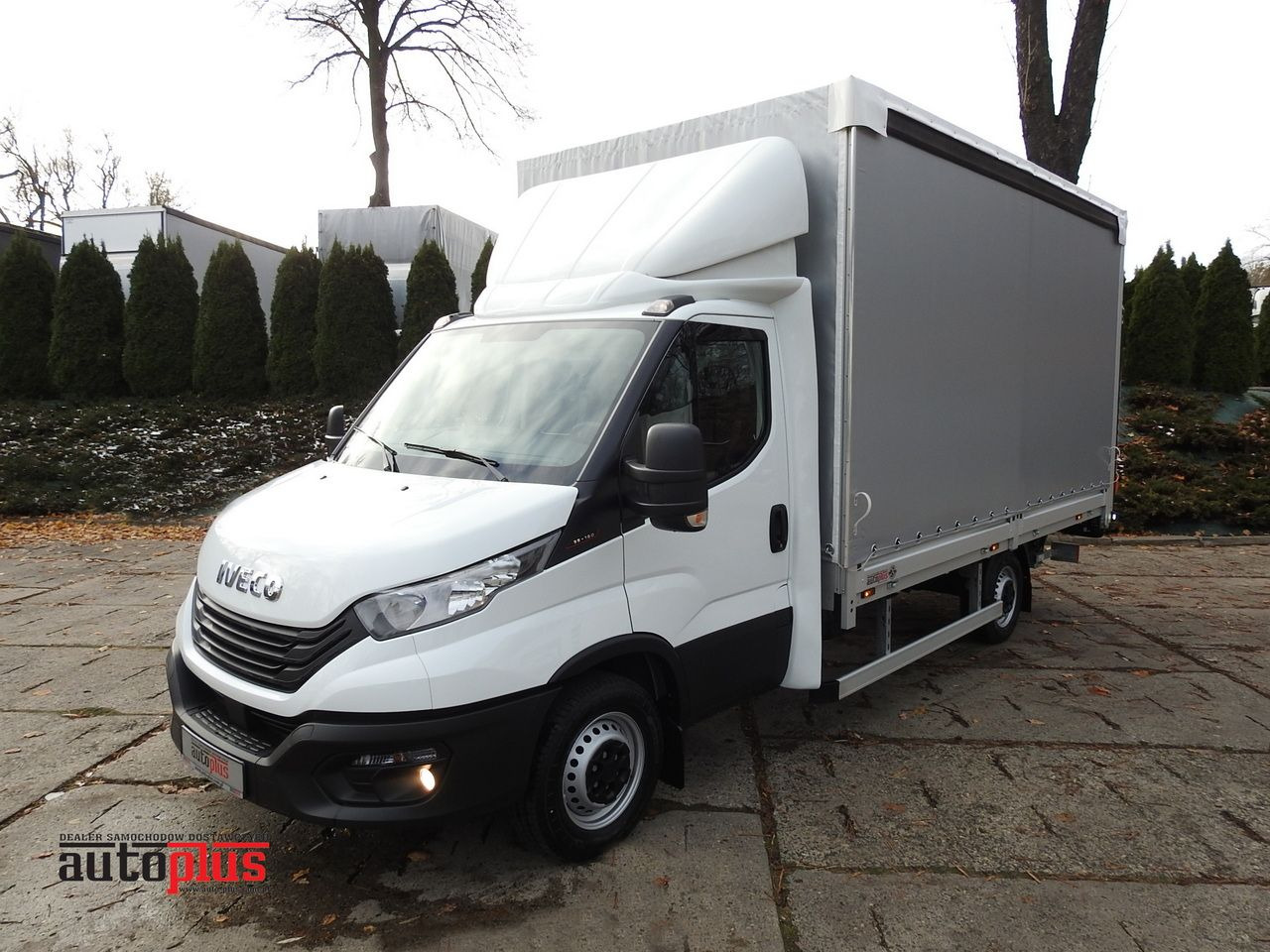 IVECO DAILY 35S16 NEW TARPAULIN LIFT 8 PALLETS CRUISE CONTROL AIR CONDITIONING 160HP - 侧帘货车:图1 IVECO DAILY 35S16 NEW TARPAULIN LIFT 8 PALLETS CRUISE CONTROL AIR CONDITIONING 160HP - 侧帘货车:图1