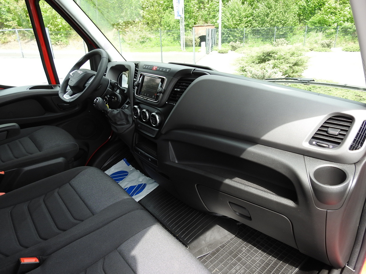 IVECO DAILY 35S18 NEW BOX 10 PALLETS CRUISE CONTROL NAVIGATION AIR CONDITIONING LED LIGHTS GUARANTEE  180HP 租赁 IVECO DAILY 35S18 NEW BOX 10 PALLETS CRUISE CONTROL NAVIGATION AIR CONDITIONING LED LIGHTS GUARANTEE  180HP：图45