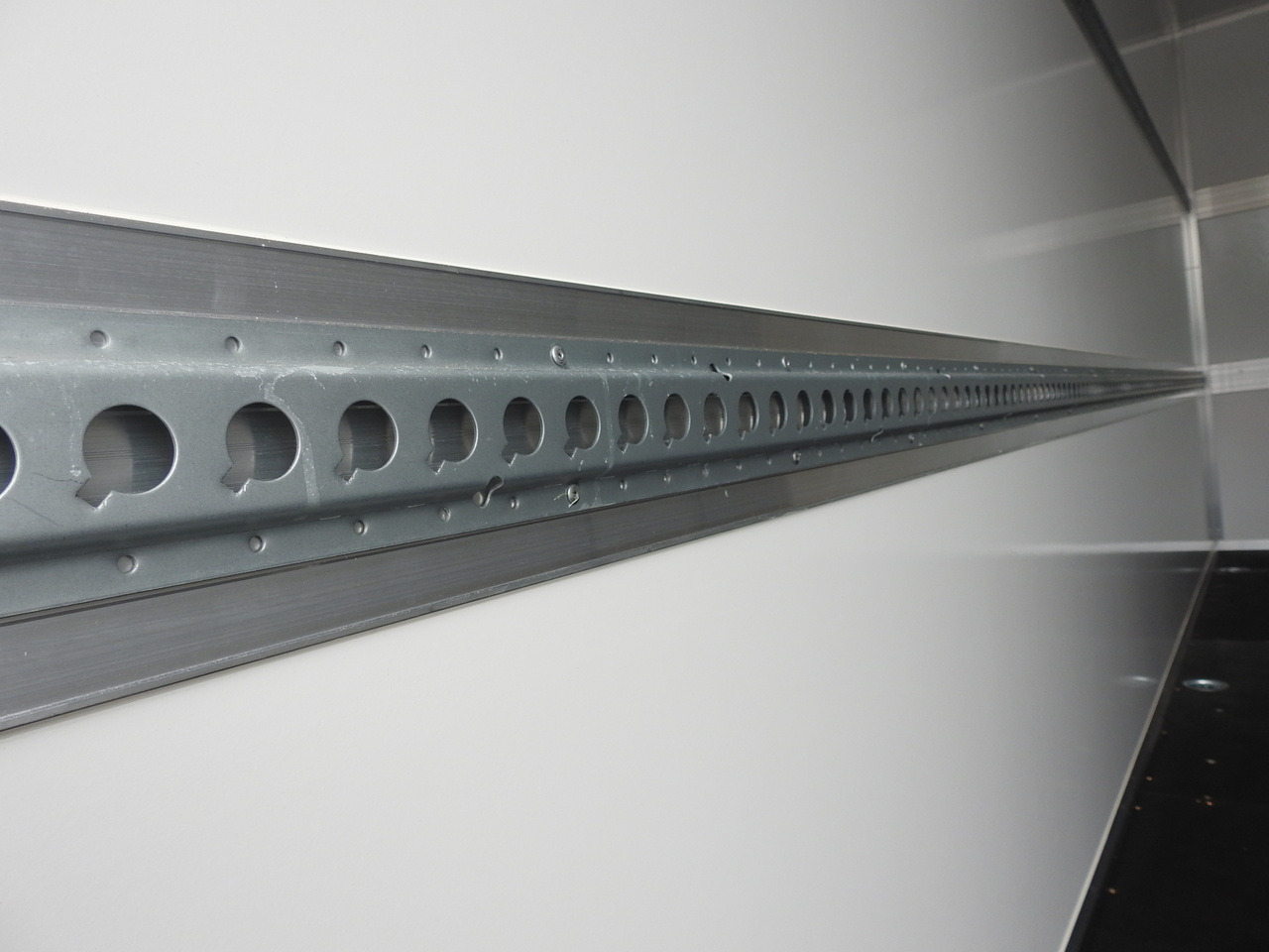 IVECO DAILY 35S18 NEW BOX 10 PALLETS CRUISE CONTROL NAVIGATION AIR CONDITIONING LED LIGHTS GUARANTEE  180HP 租赁 IVECO DAILY 35S18 NEW BOX 10 PALLETS CRUISE CONTROL NAVIGATION AIR CONDITIONING LED LIGHTS GUARANTEE  180HP：图27