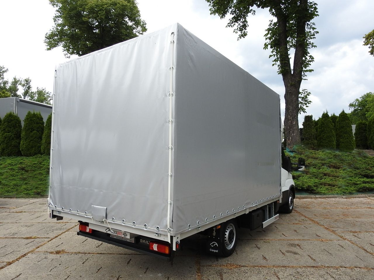 IVECO DAILY 35S18 NEW TARPAULIN WEBASTO CRUISE CONTROL AIR CONDITIONING 180HP - 侧帘货车:图3 IVECO DAILY 35S18 NEW TARPAULIN WEBASTO CRUISE CONTROL AIR CONDITIONING 180HP - 侧帘货车:图3