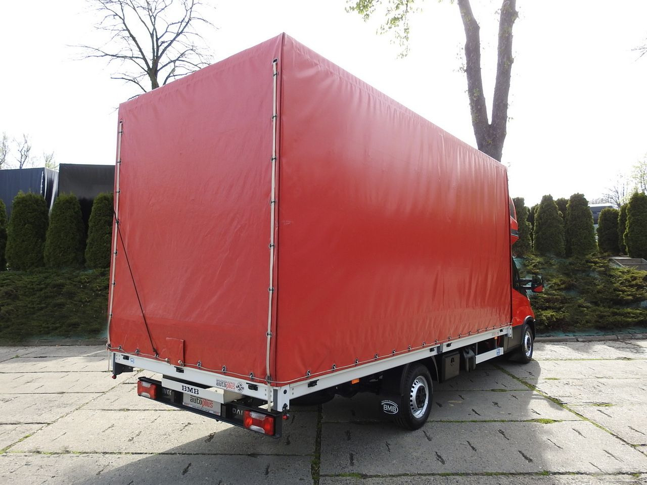 IVECO DAILY 35S18 TARPAULIN 10 PALLETS WEBASTO CRUISE CONTROL LED LIGHTS AIR CONDITIONING 180HP - 侧帘货车:图3 IVECO DAILY 35S18 TARPAULIN 10 PALLETS WEBASTO CRUISE CONTROL LED LIGHTS AIR CONDITIONING 180HP - 侧帘货车:图3