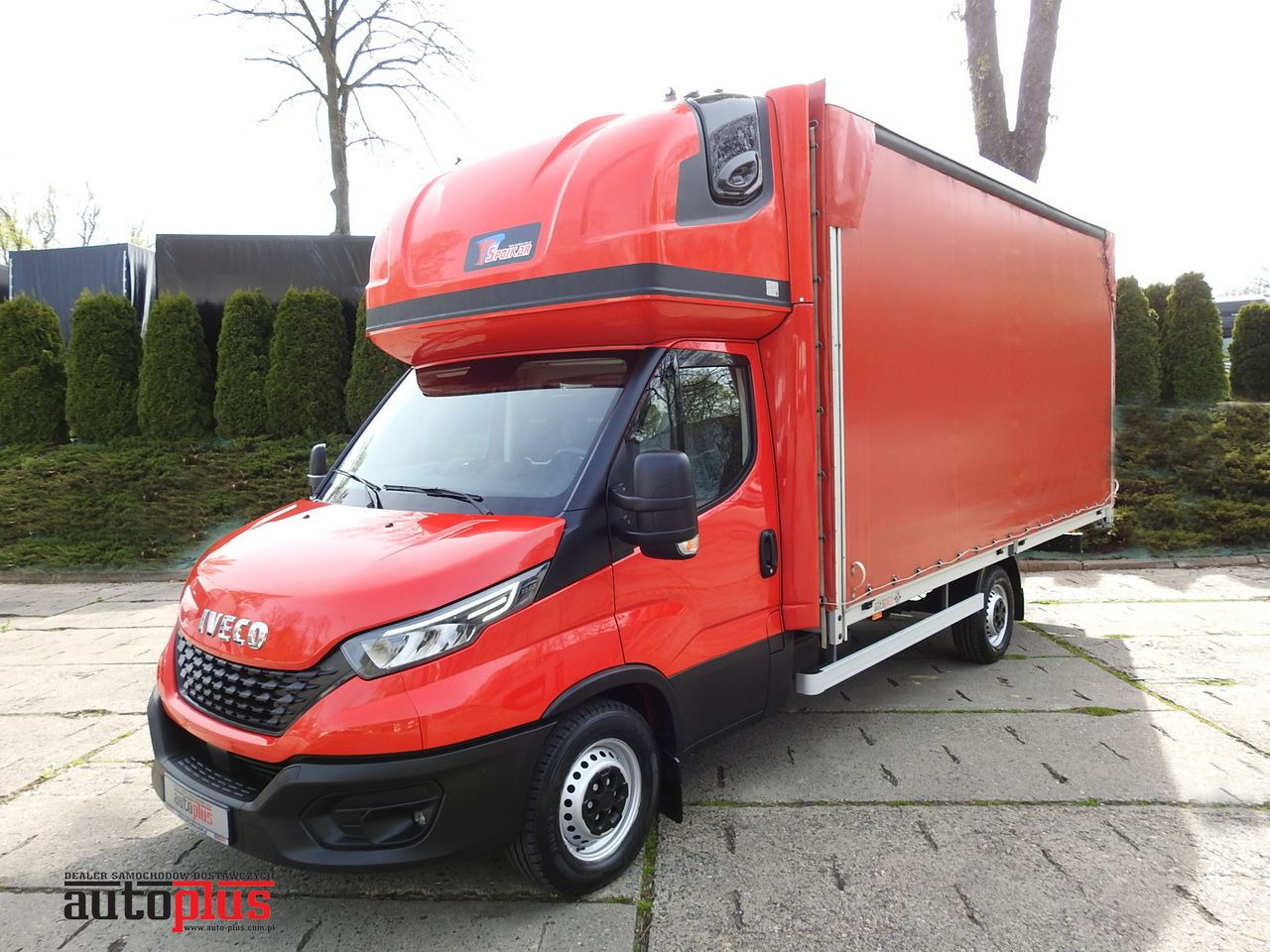 IVECO DAILY 35S18 TARPAULIN 10 PALLETS WEBASTO CRUISE CONTROL LED LIGHTS AIR CONDITIONING 180HP - 侧帘货车:图1 IVECO DAILY 35S18 TARPAULIN 10 PALLETS WEBASTO CRUISE CONTROL LED LIGHTS AIR CONDITIONING 180HP - 侧帘货车:图1