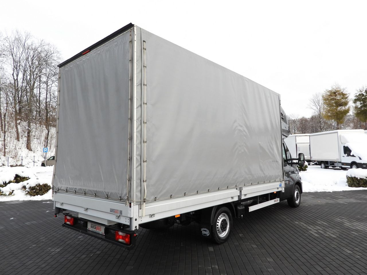 IVECO DAILY 35S18 TARPAULIN 10 PALLETS WEBASTO CRUISE CONTROL LED LIGHTS PNEUMATICS AIR CONDITIONING 180HP - 侧帘货车:图3 IVECO DAILY 35S18 TARPAULIN 10 PALLETS WEBASTO CRUISE CONTROL LED LIGHTS PNEUMATICS AIR CONDITIONING 180HP - 侧帘货车:图3