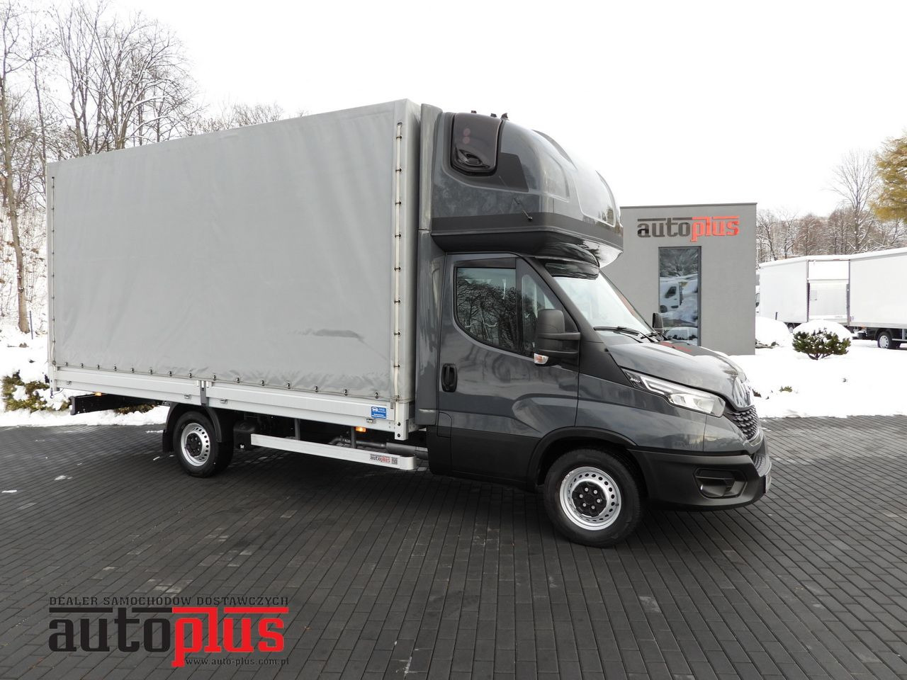 IVECO DAILY 35S18 TARPAULIN 10 PALLETS WEBASTO CRUISE CONTROL LED LIGHTS PNEUMATICS AIR CONDITIONING 180HP - 侧帘货车:图1 IVECO DAILY 35S18 TARPAULIN 10 PALLETS WEBASTO CRUISE CONTROL LED LIGHTS PNEUMATICS AIR CONDITIONING 180HP - 侧帘货车:图1