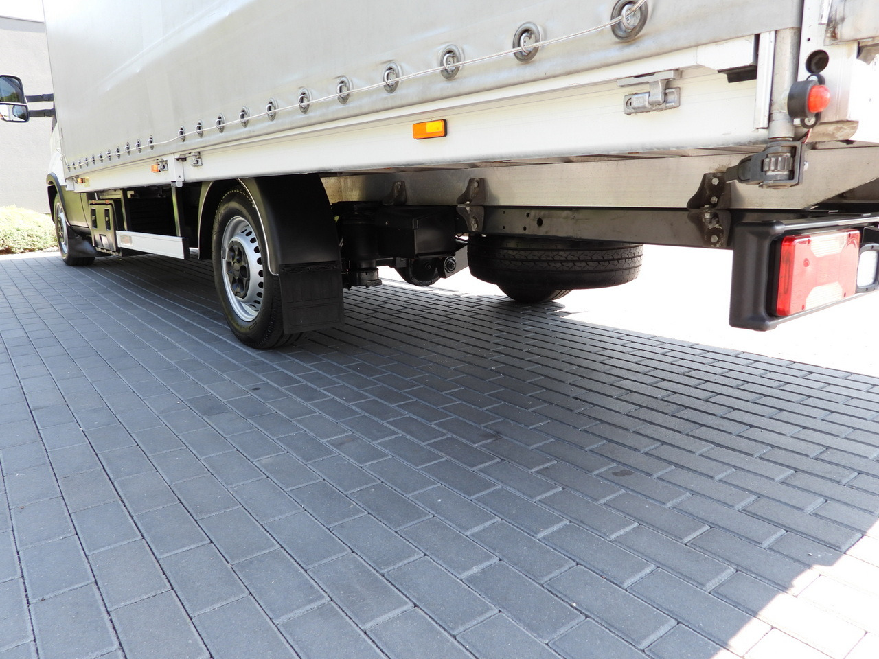 IVECO DAILY 35S18 TARPAULIN 10 PALLETS WEBASTO CRUISE CONTROL LED LIGHTS PNEUMATICS AIR CONDITIONING  180HP 租赁 IVECO DAILY 35S18 TARPAULIN 10 PALLETS WEBASTO CRUISE CONTROL LED LIGHTS PNEUMATICS AIR CONDITIONING  180HP：图16